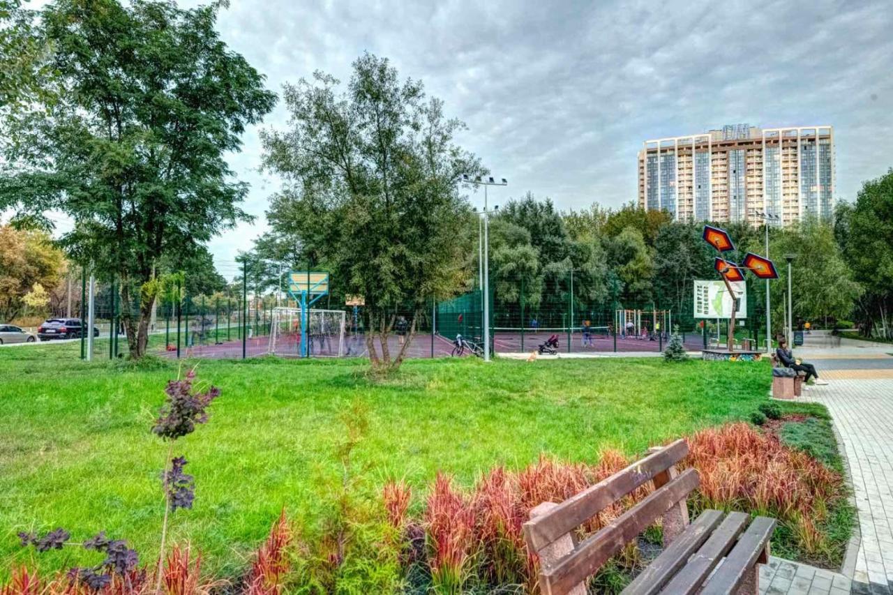 Modern Apartment Near Park Kiev Luaran gambar