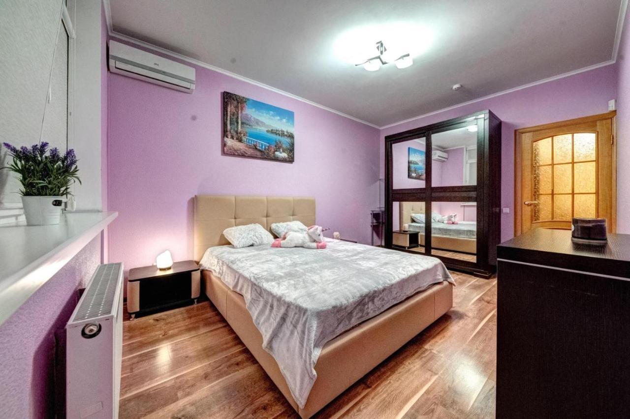 Modern Apartment Near Park Kiev Luaran gambar